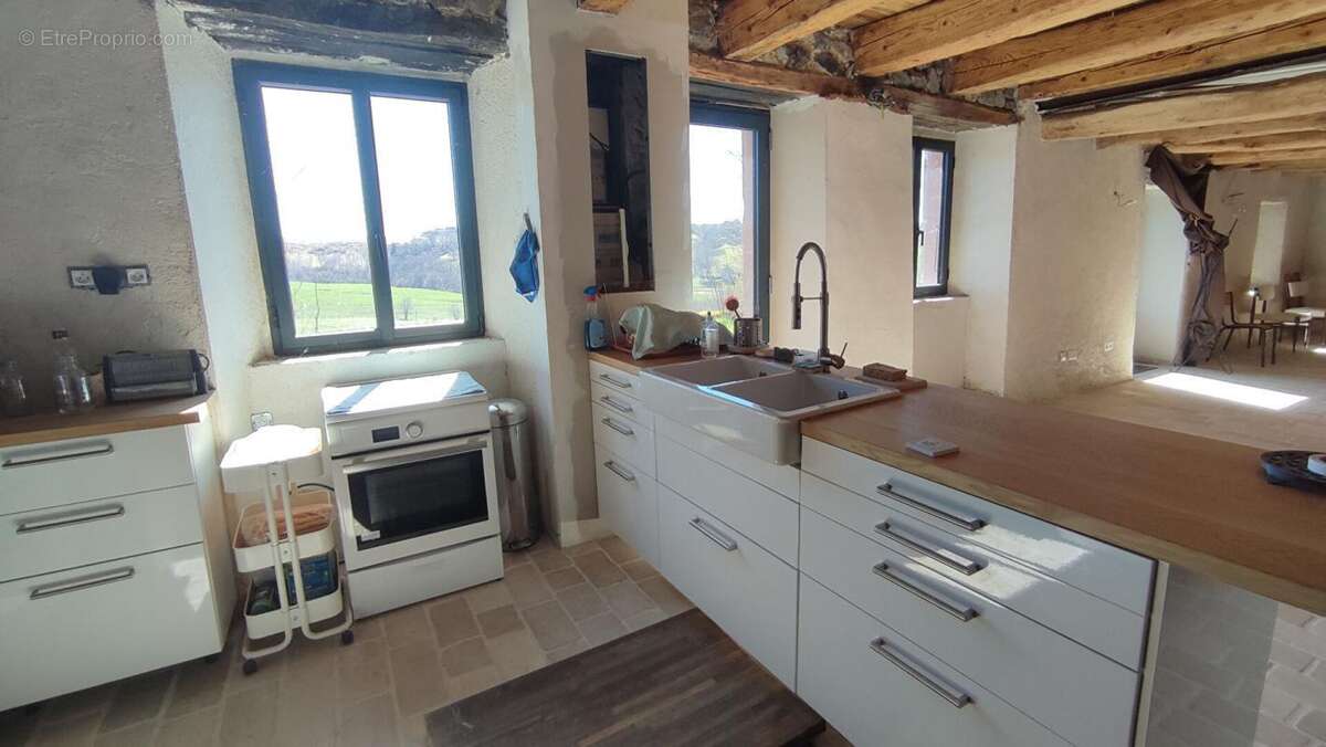 Belle maison Cantalienne Saint Amandin 15190 - photo 6