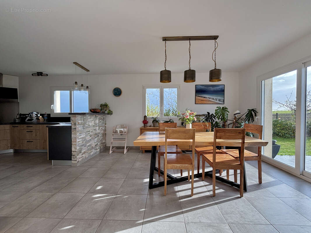 Maison à VER-SUR-MER