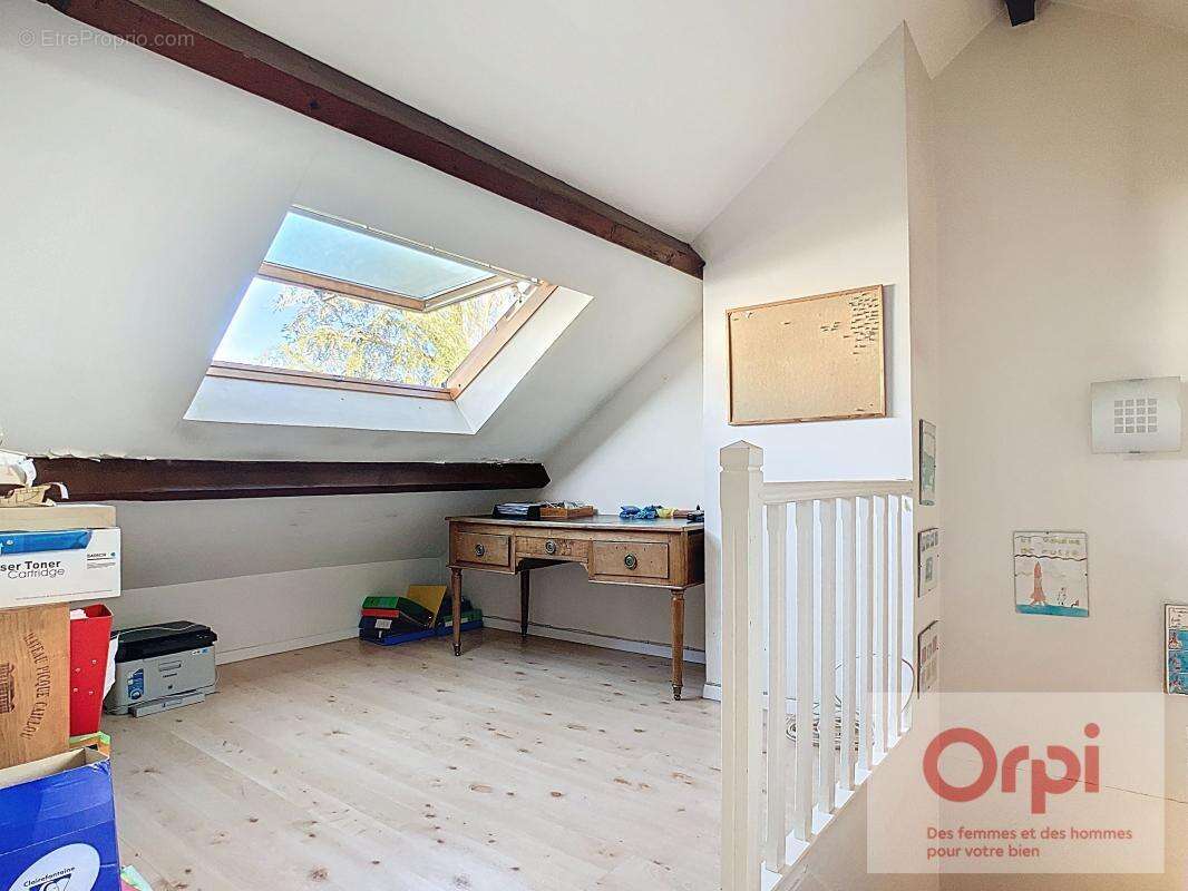 Maison à ISSY-LES-MOULINEAUX