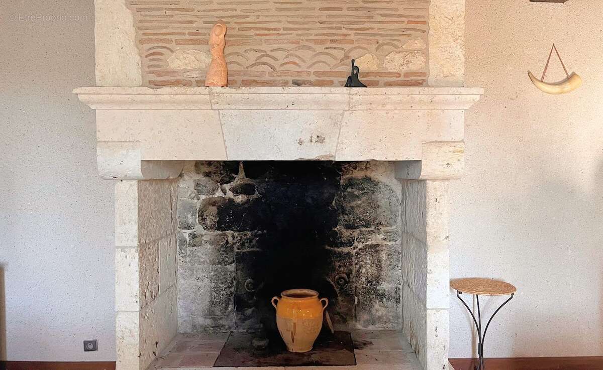 Projet famillial ou exploitation de gîte possible, pour ce très beau hameau à proximité de Roquecor - photo 16