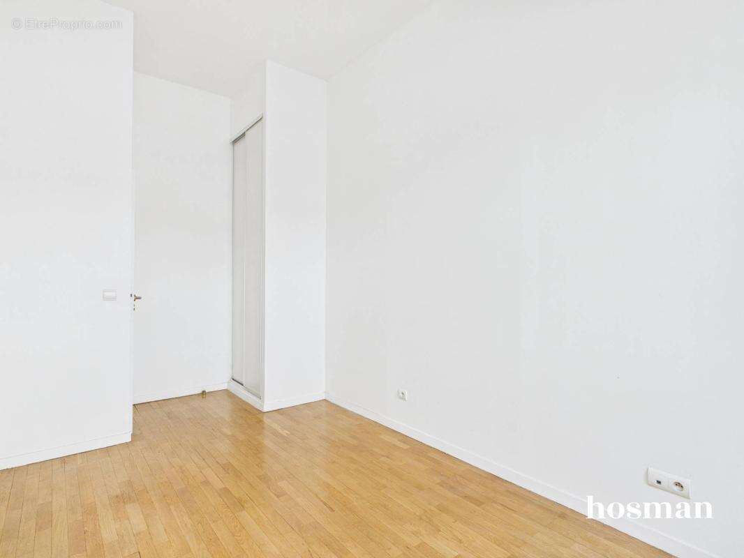 Appartement à PARIS-19E