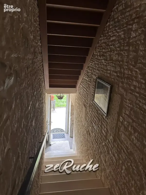 Maison en Pierre à Rots 155m2 et environ 1000m2 de jardin - photo 5