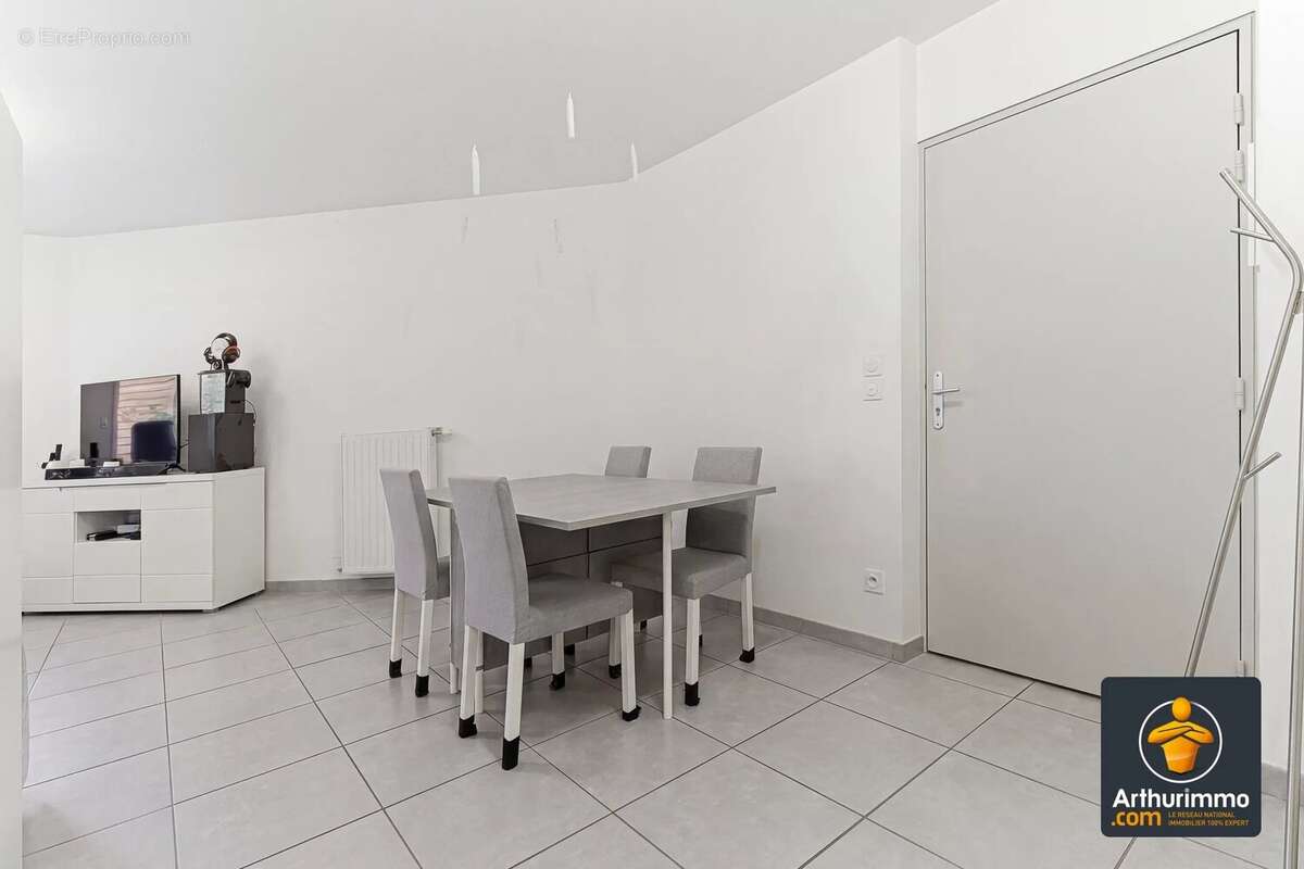 Appartement à SOUCIEU-EN-JARREST