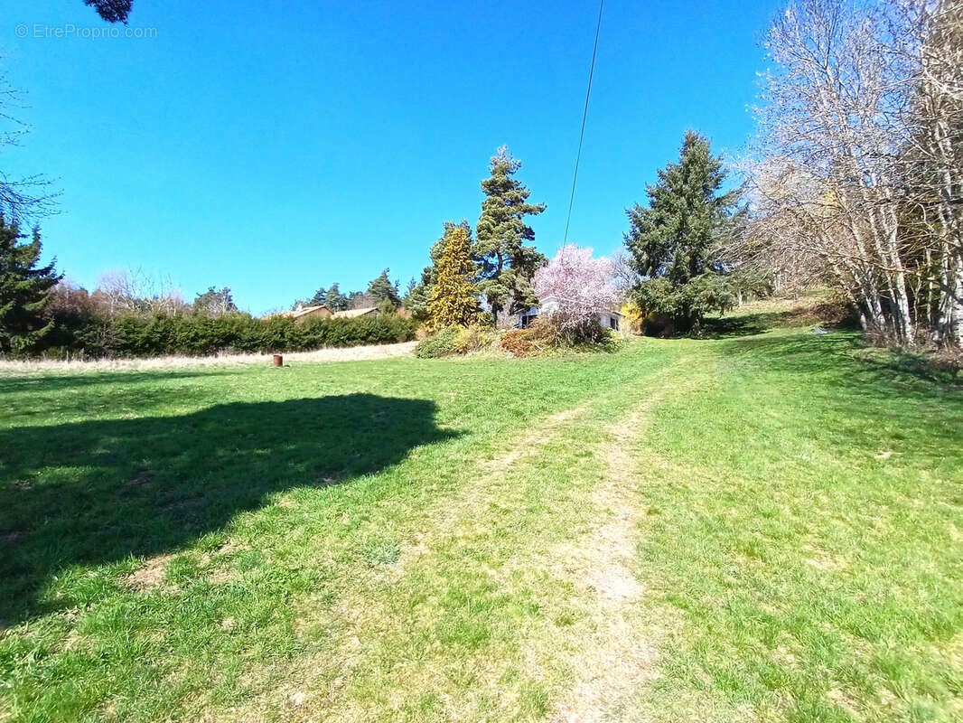 Maison à CRAPONNE-SUR-ARZON