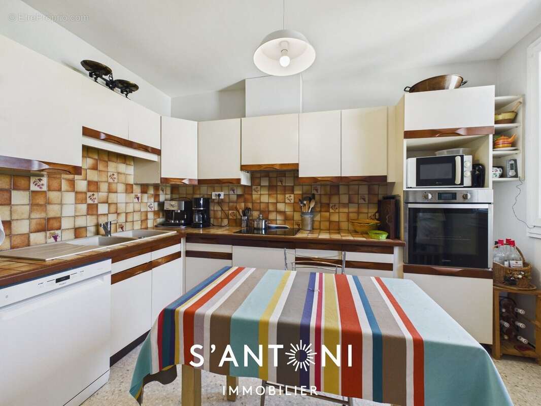 Maison à SAUVIAN