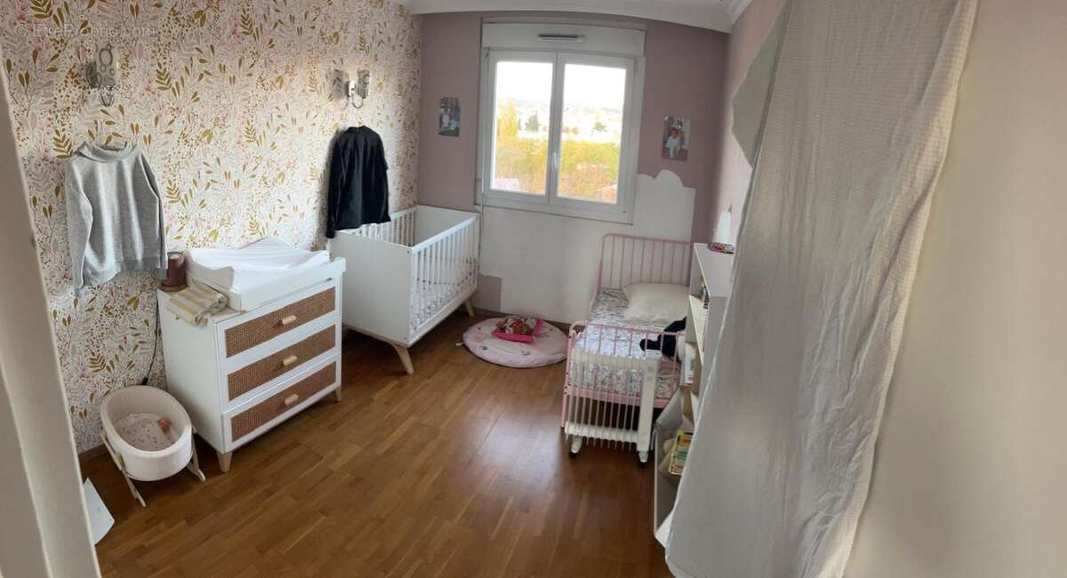 Appartement à EPINAY-SUR-SEINE