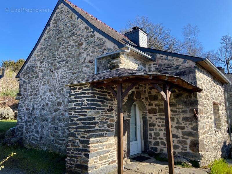 Maison à SAINT-RIVOAL