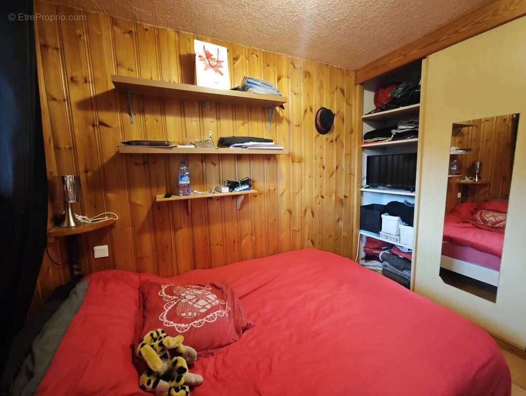 Appartement à MORILLON