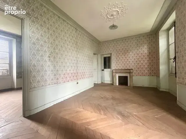 MARCOUSSIS - Propriété de type F7 - 246 m2 hab - Jardin d'env. 2 100 m2 - Grange - photo 13