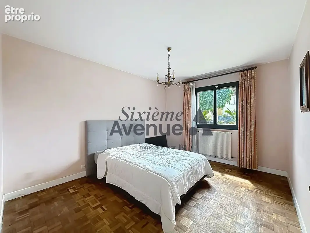 Maison 6 pièces - 140 m2 - quartier des YVRIS - photo 10