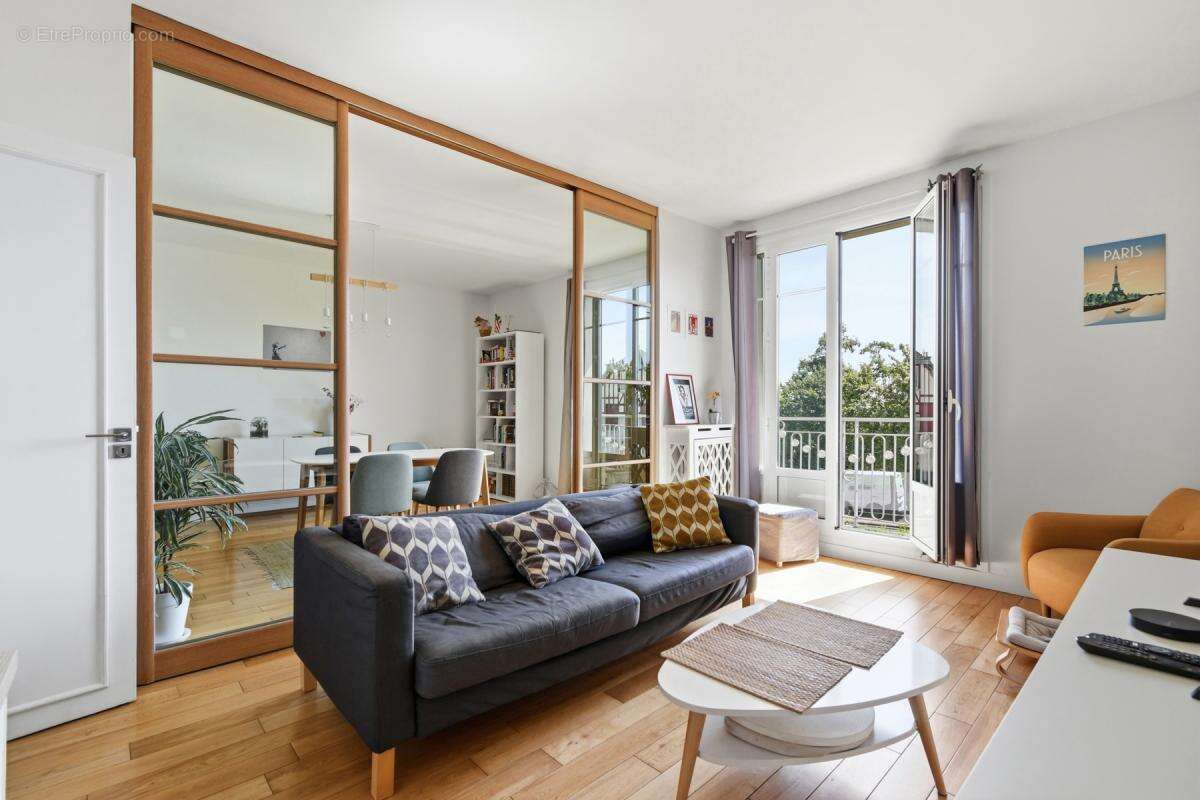 Appartement à SURESNES