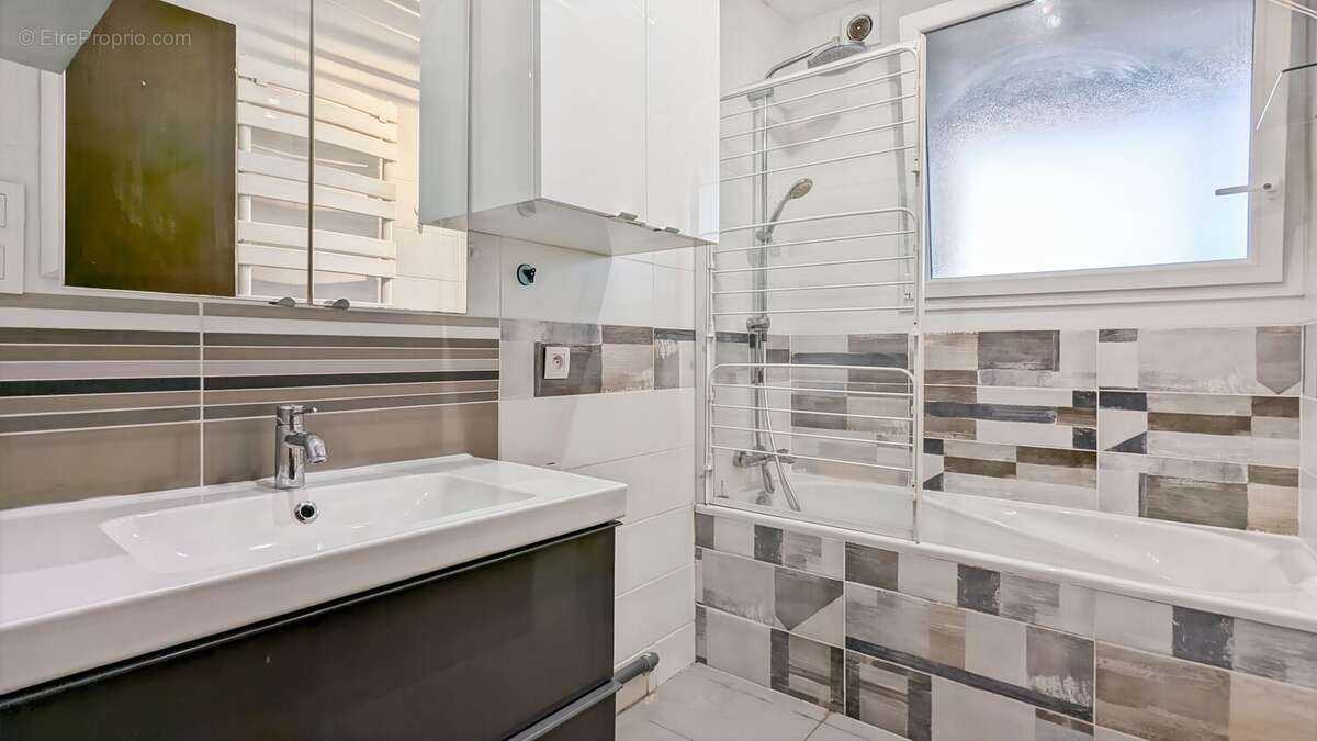 Appartement à LYON-5E