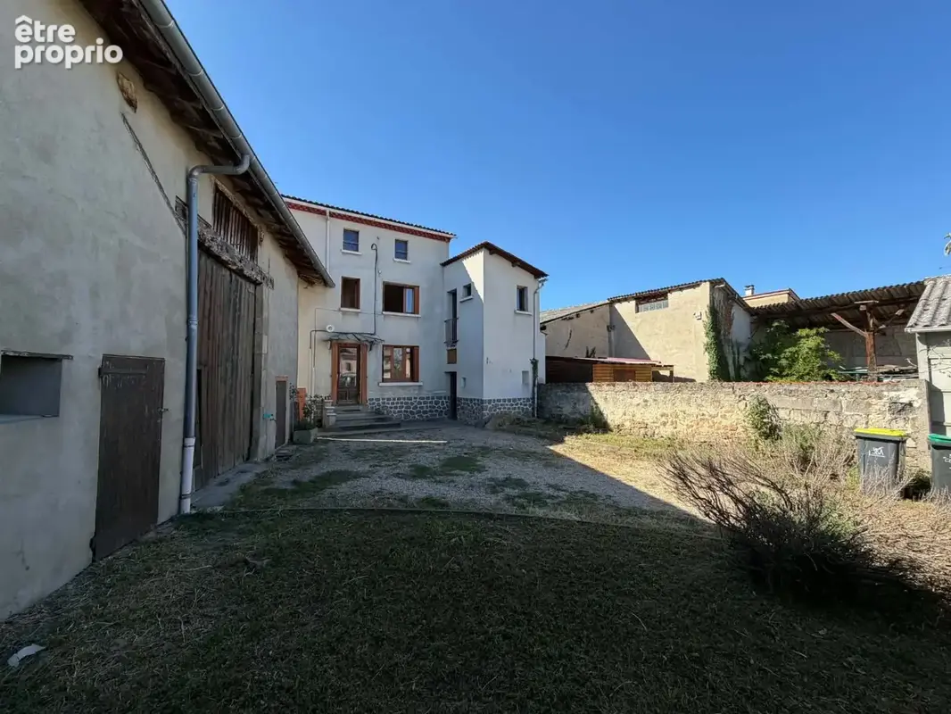 Maison 4 pièces 110 m² à vendre à Lezoux (63190) - photo 2
