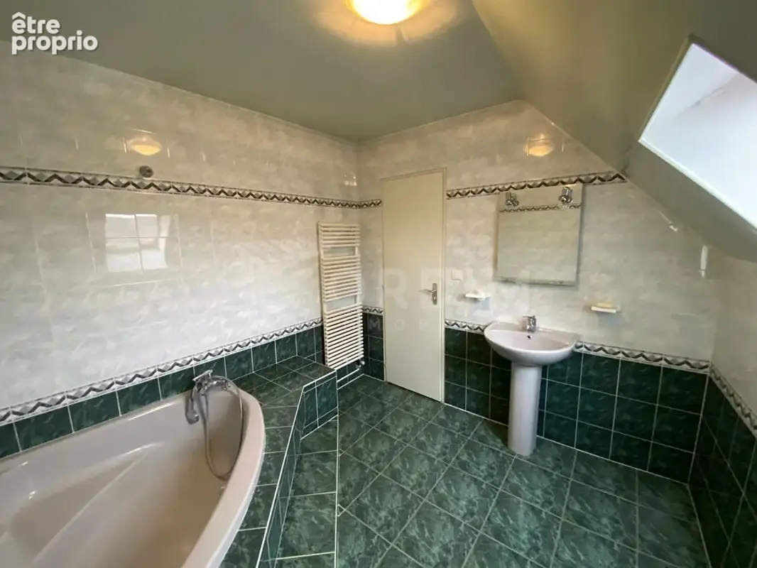 Maison de Village - photo 17