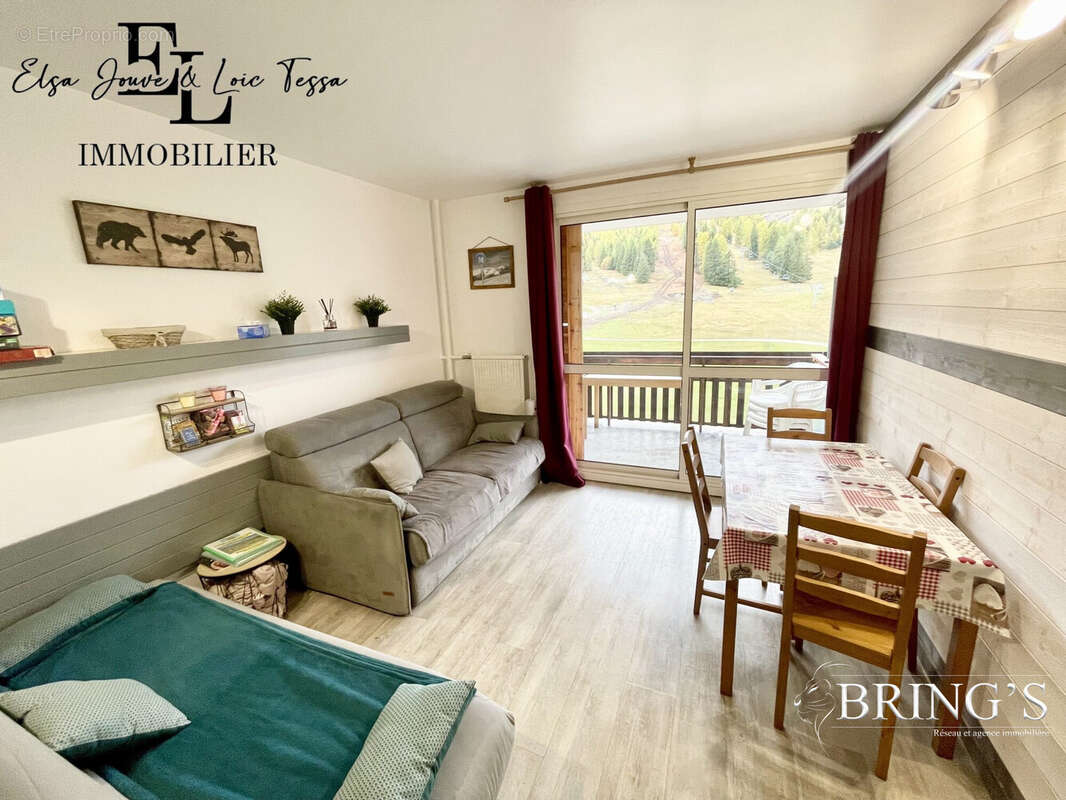 Appartement à LA CLUSE