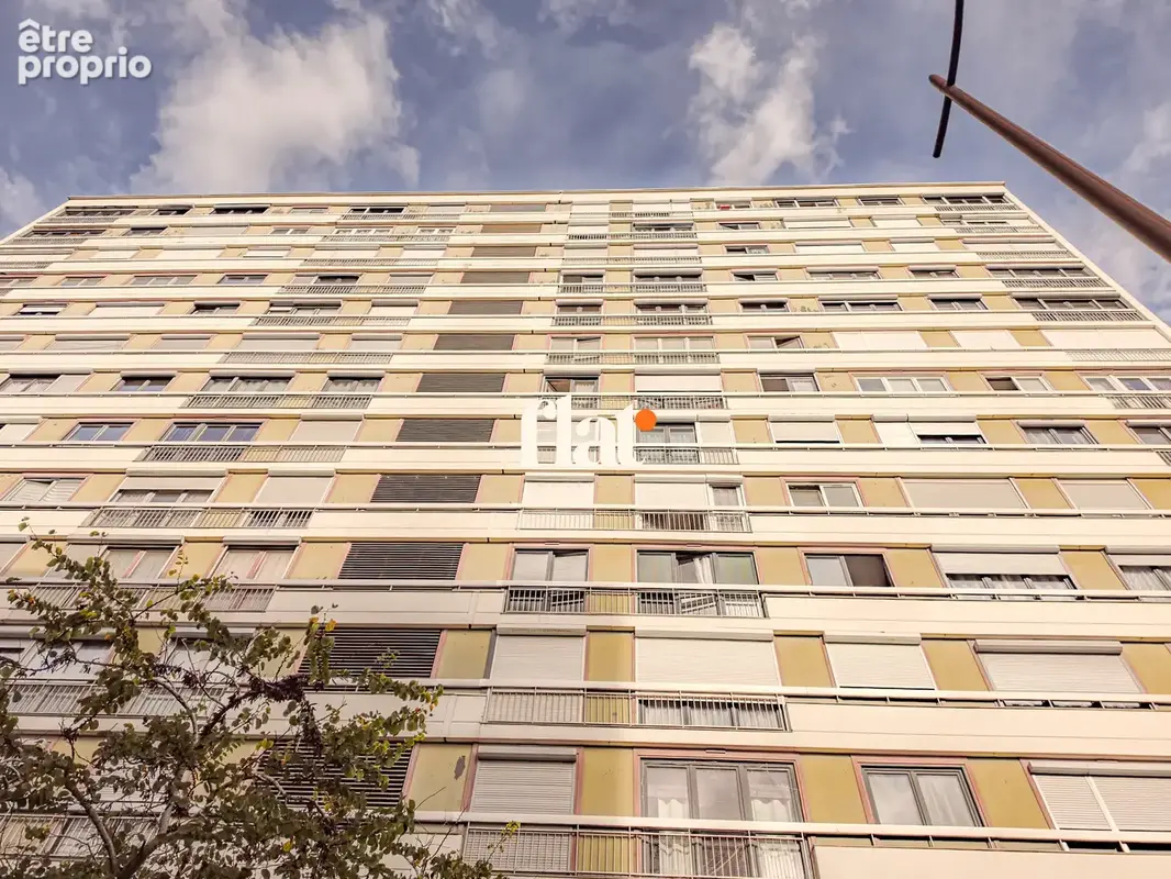 T4 81 m2   île de nantes / vincent-gâche   t4, double séjour et possibilité 3 chambres - photo 35