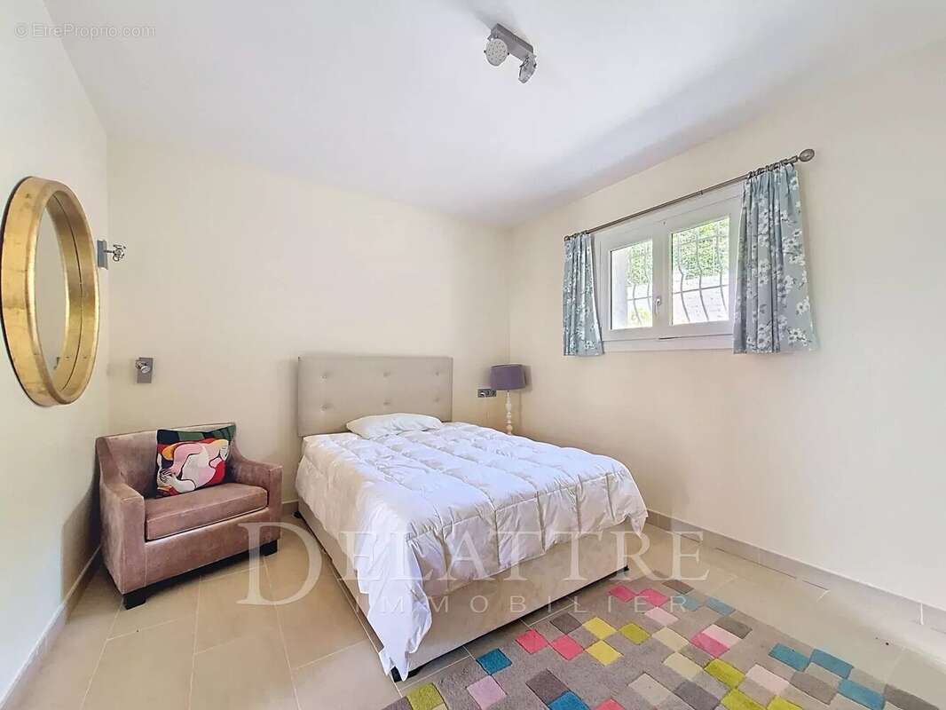 Maison à LE BAR-SUR-LOUP