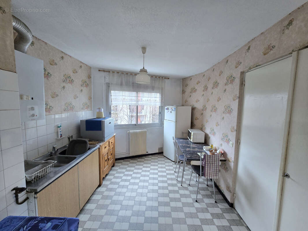 Appartement à LYON-8E