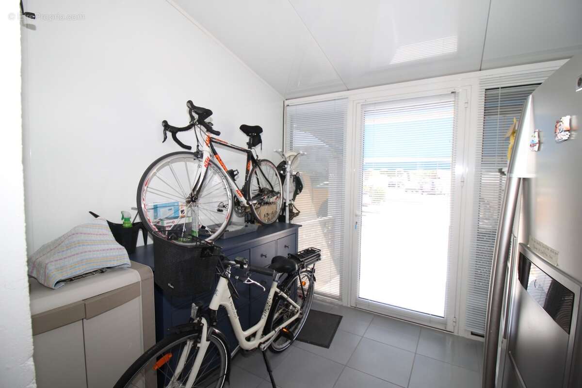 MARINA à vendre 2 pièces + cabine à PORT CAMARGUE (30) - photo 13