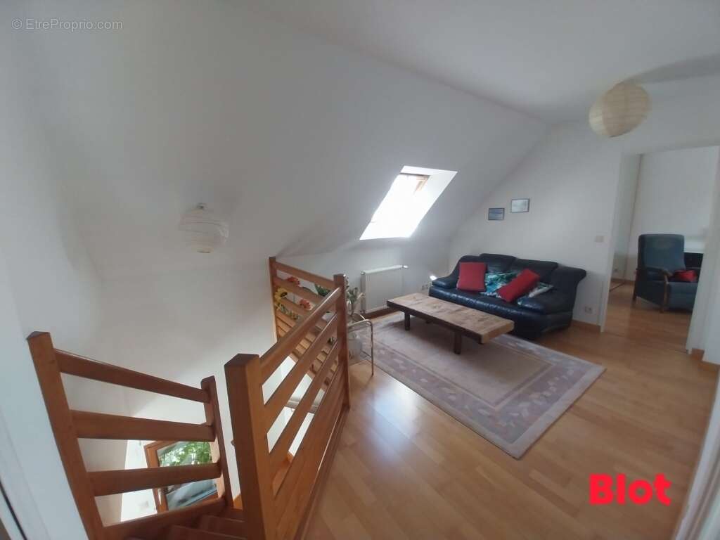 Maison à SAINT-JOUAN-DES-GUERETS