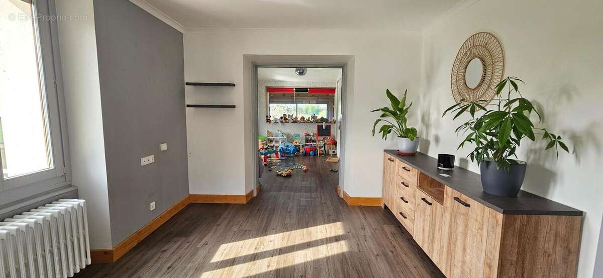 Photo 2 - Maison à LE THILLOT