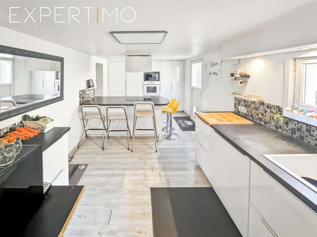 Maison à BUNO-BONNEVAUX