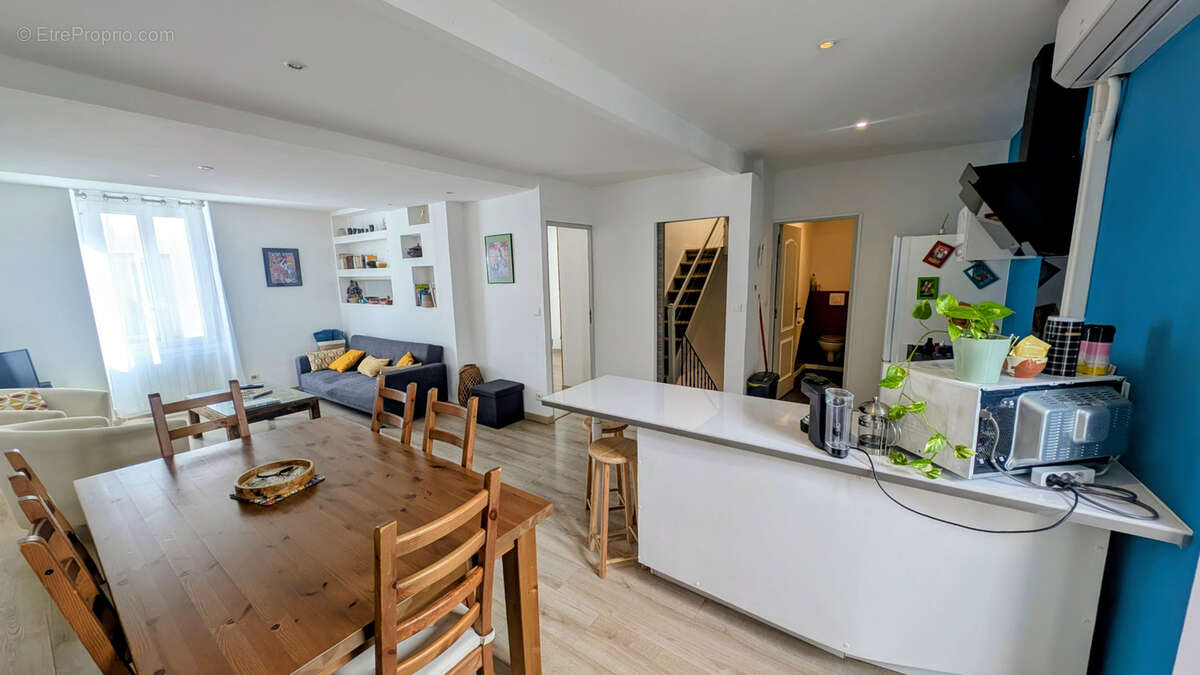 Maison à LAROQUE-DES-ALBERES