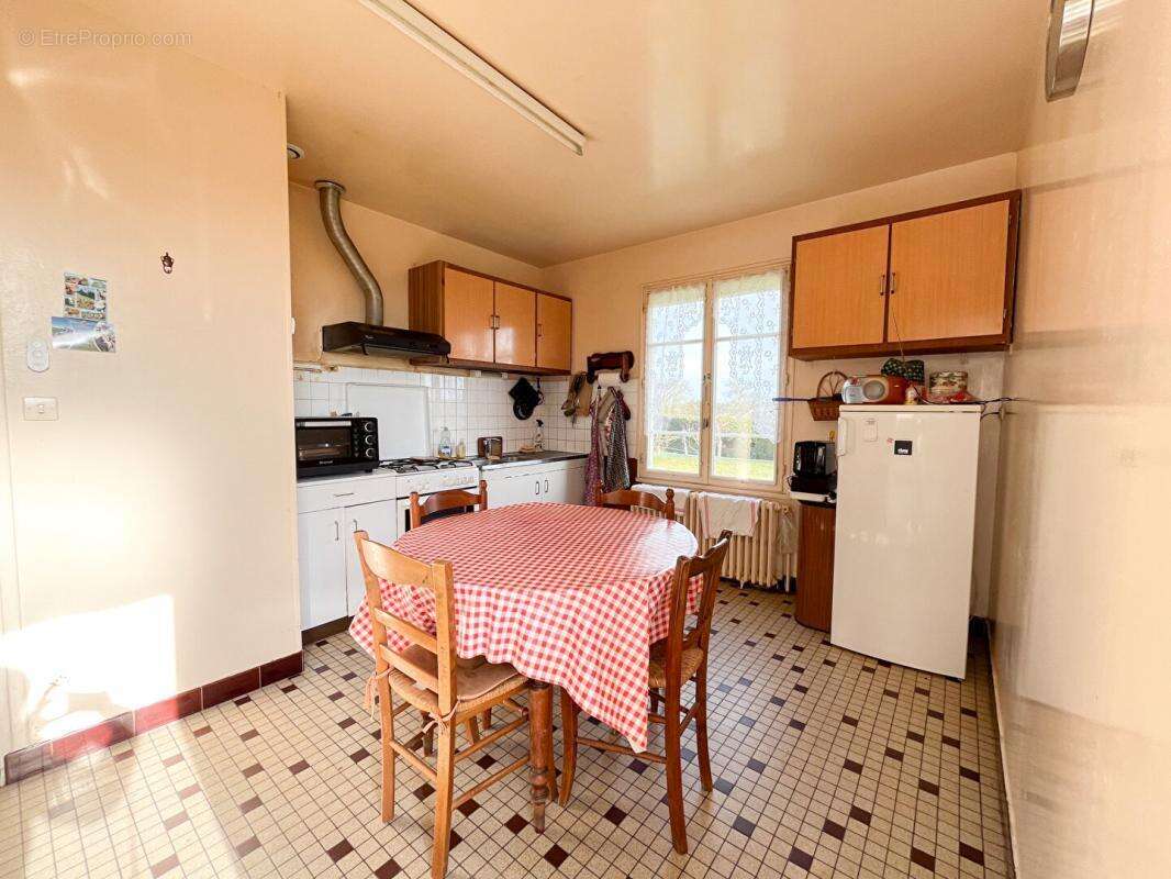 Maison à JEU-MALOCHES