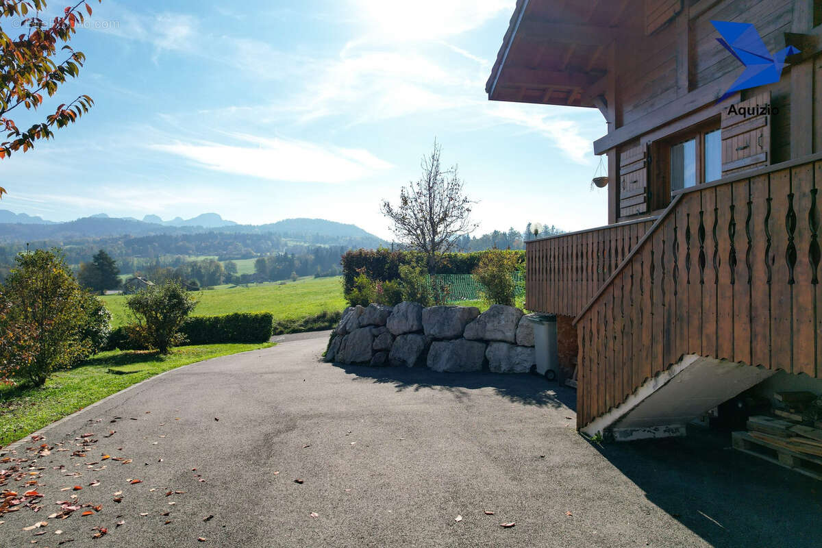 Maison à PEILLONNEX