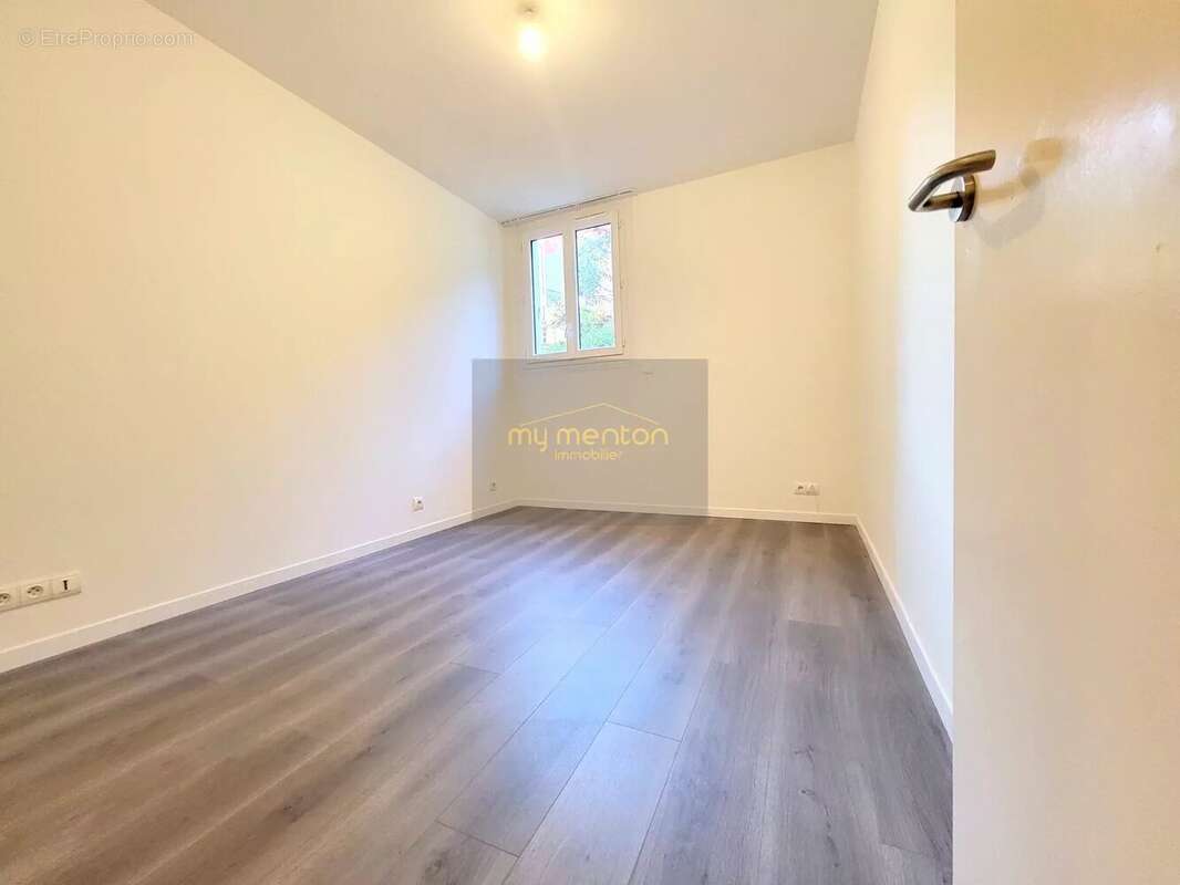 Appartement à BEAUSOLEIL