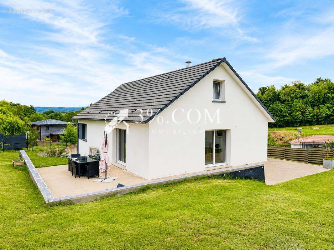 Maison à HADOL