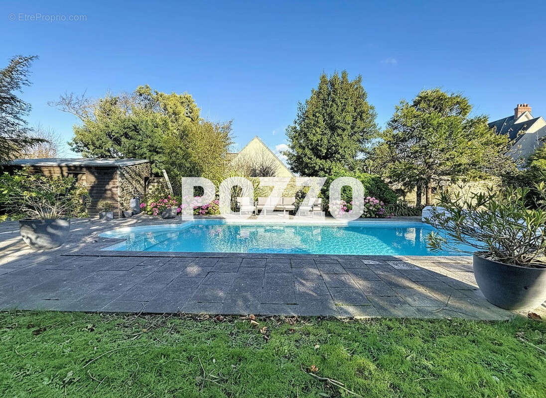 Maison à DONVILLE-LES-BAINS