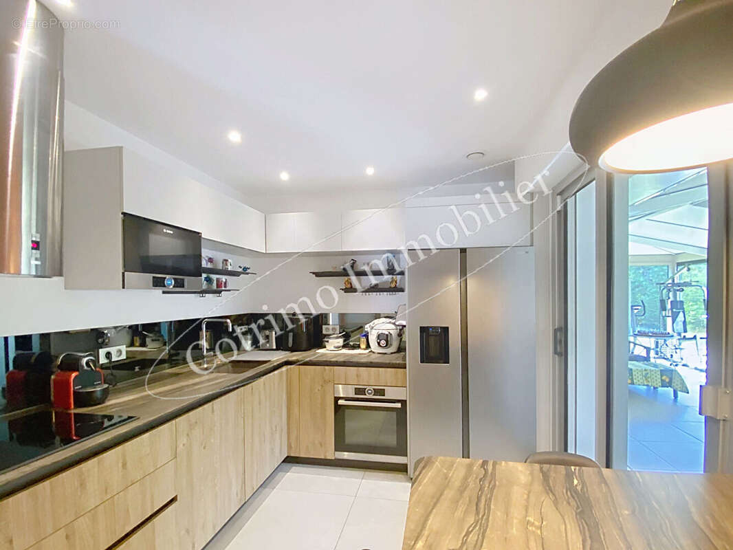 Genas Maison Plain pied 147m² Terrain 788m² - photo 7