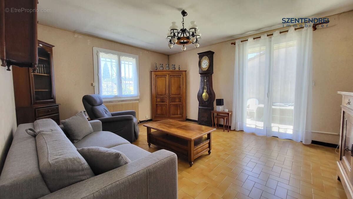 Maison 95 m² à Marsillargues  - photo 6