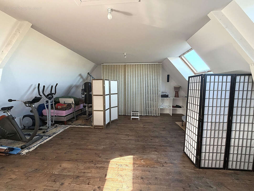 Maison de ville sur 465 m2 de terrain, garage - photo 9