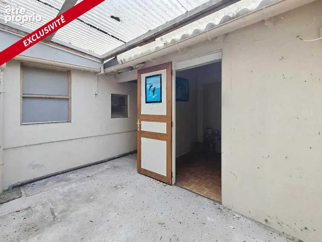Saint-Jean-d’Angély – Maison à rénover 73 m², garage et terrain - photo 6
