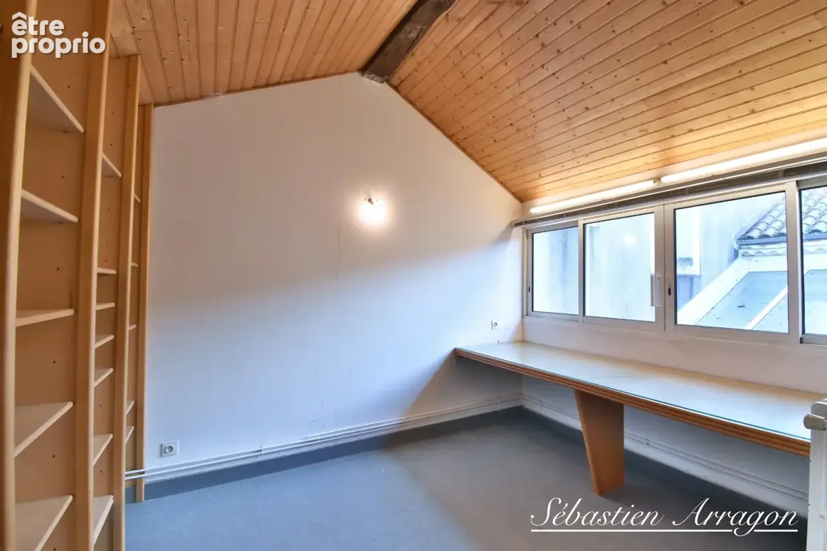 Maison de maître du XIXᵉ siècle à Villeneuve-sur-Lot – 460 m² – Parc de 8 300 m² – Piscine – Centre-ville à pied - photo 36
