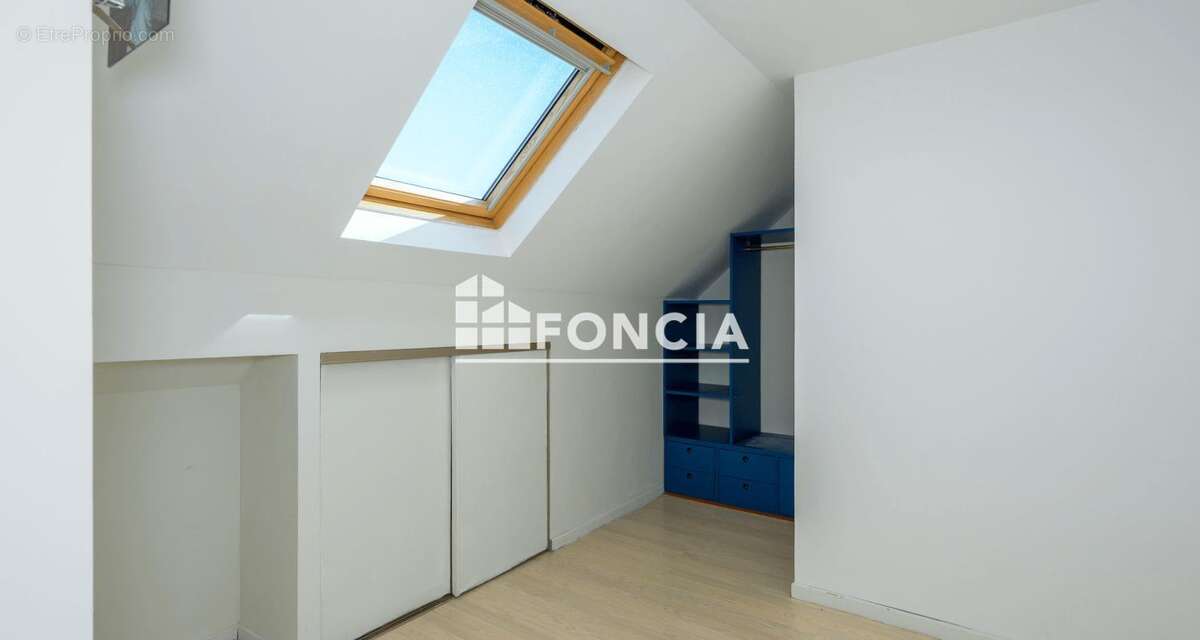 Brie comte robert appartement f3 en duplex dans superbe residence - photo 5