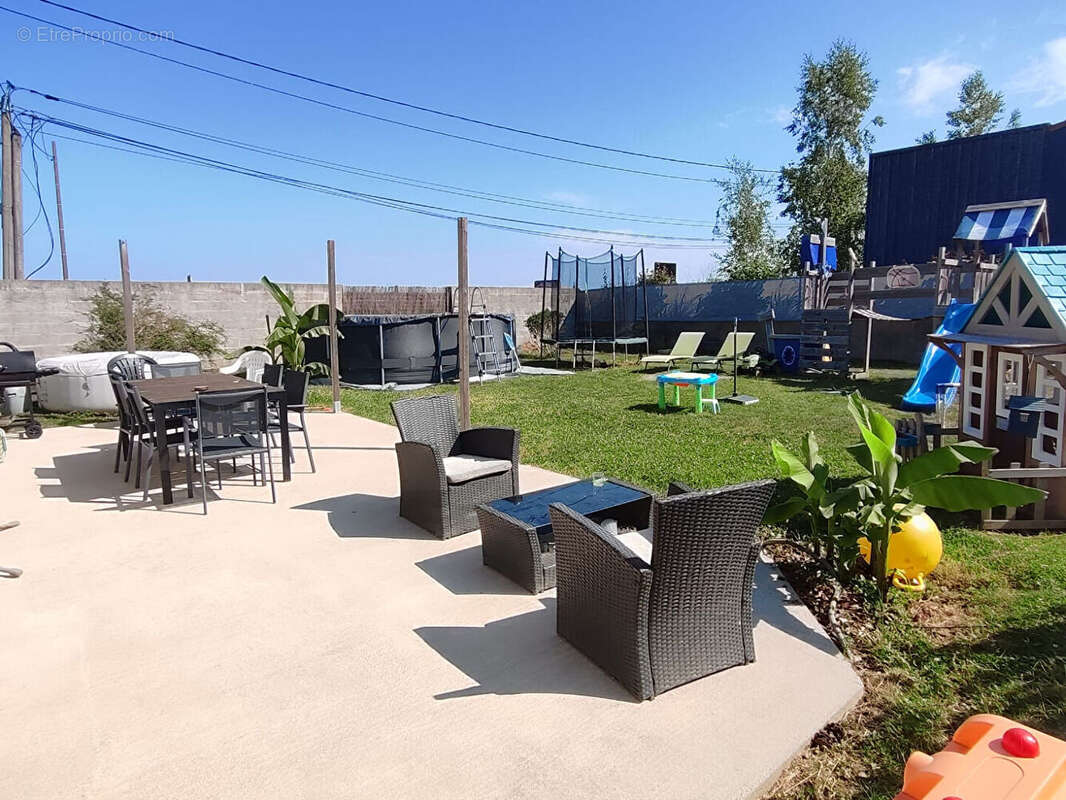 Maison à SAINT-NICOLAS-DE-PORT