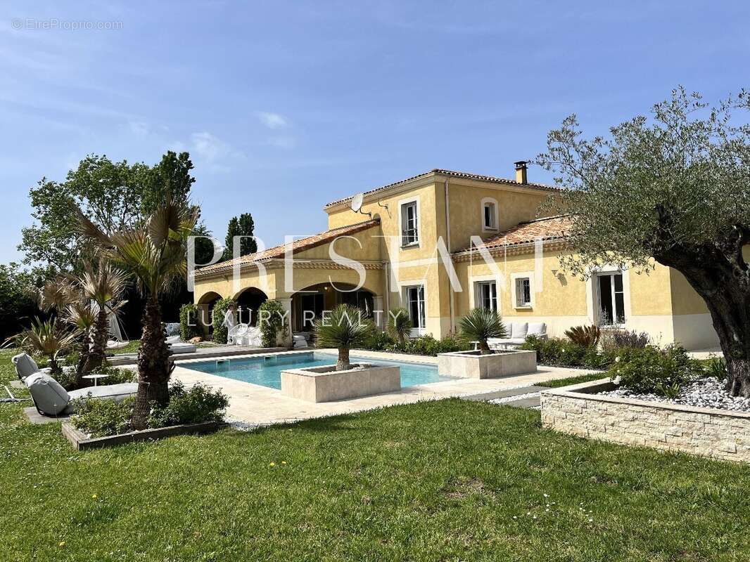 Maison à SAINTE-EULALIE