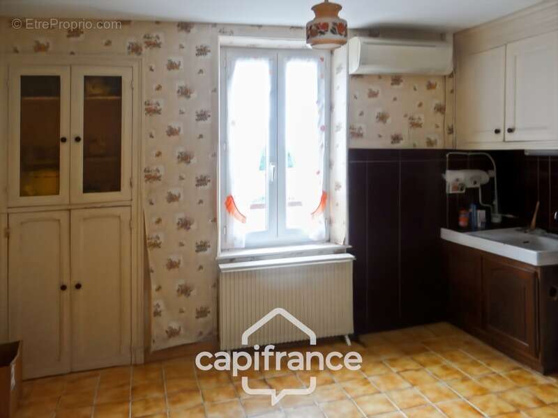 Maison à COMMENTRY