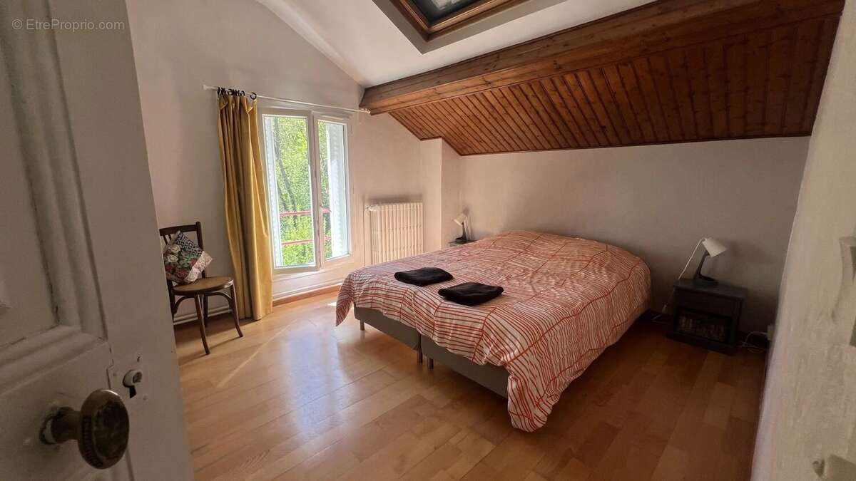 Maison à NOISY-SUR-ECOLE