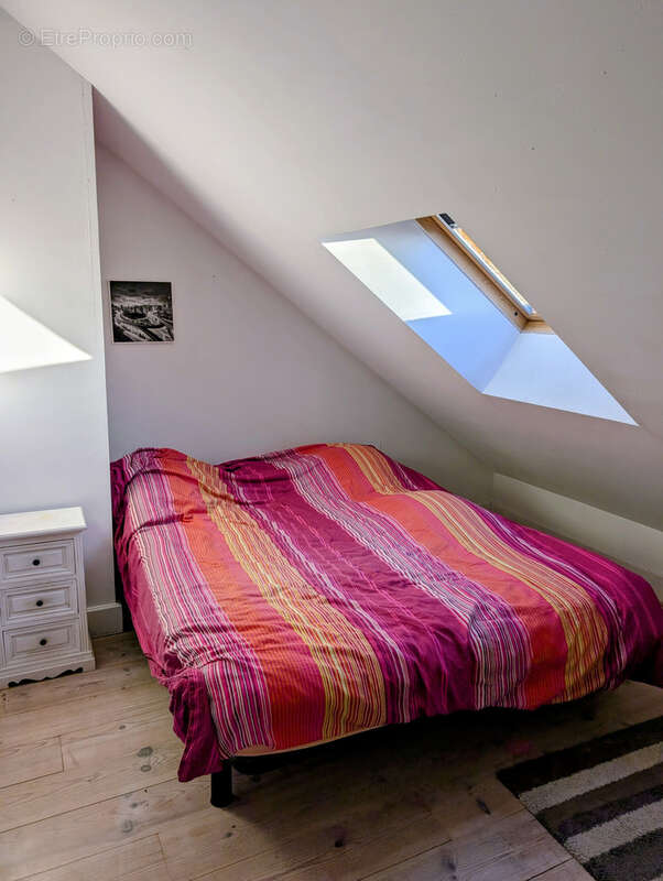 Maison à SAINT-JEAN-DE-LA-RUELLE