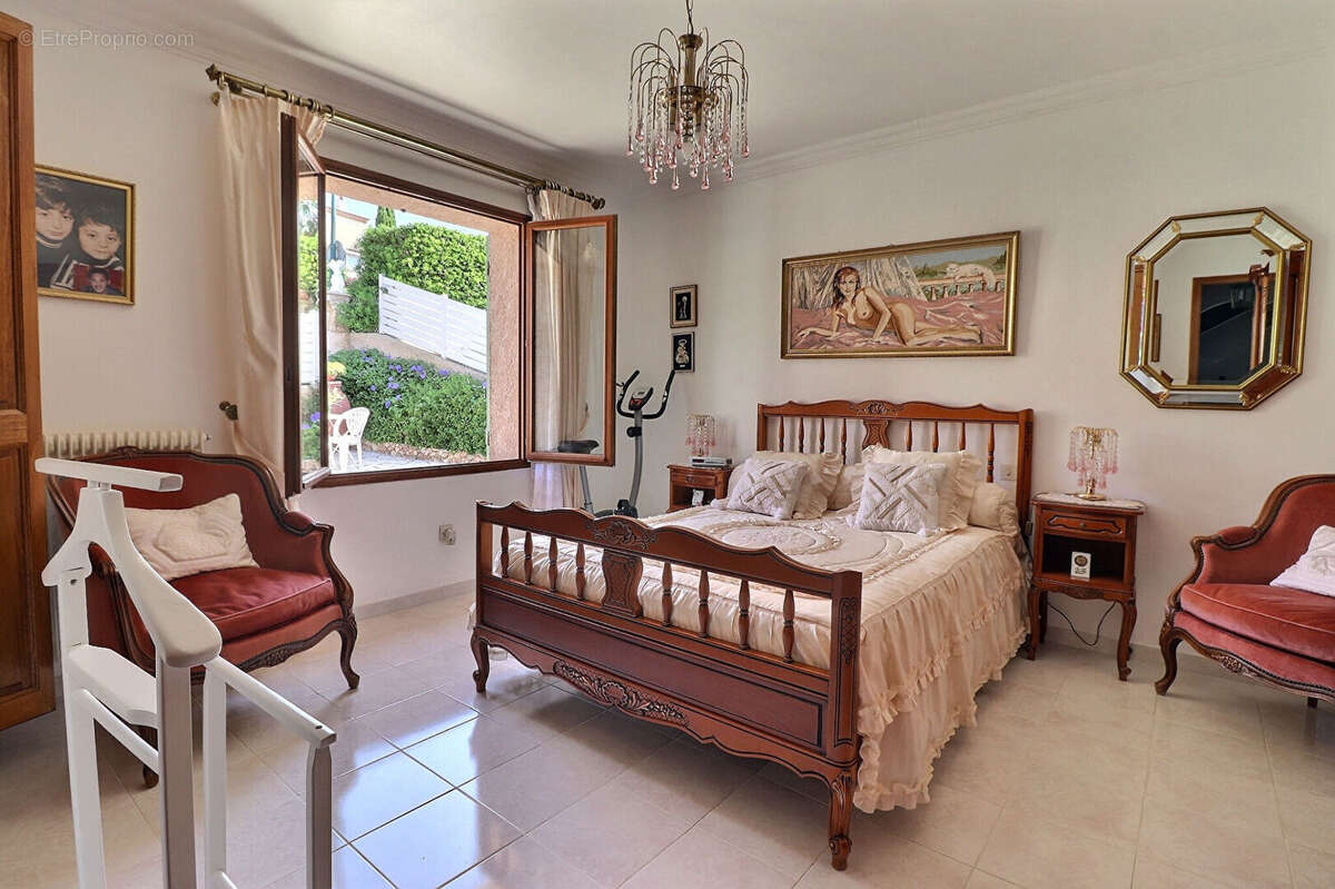 Maison à SAINT-RAPHAEL