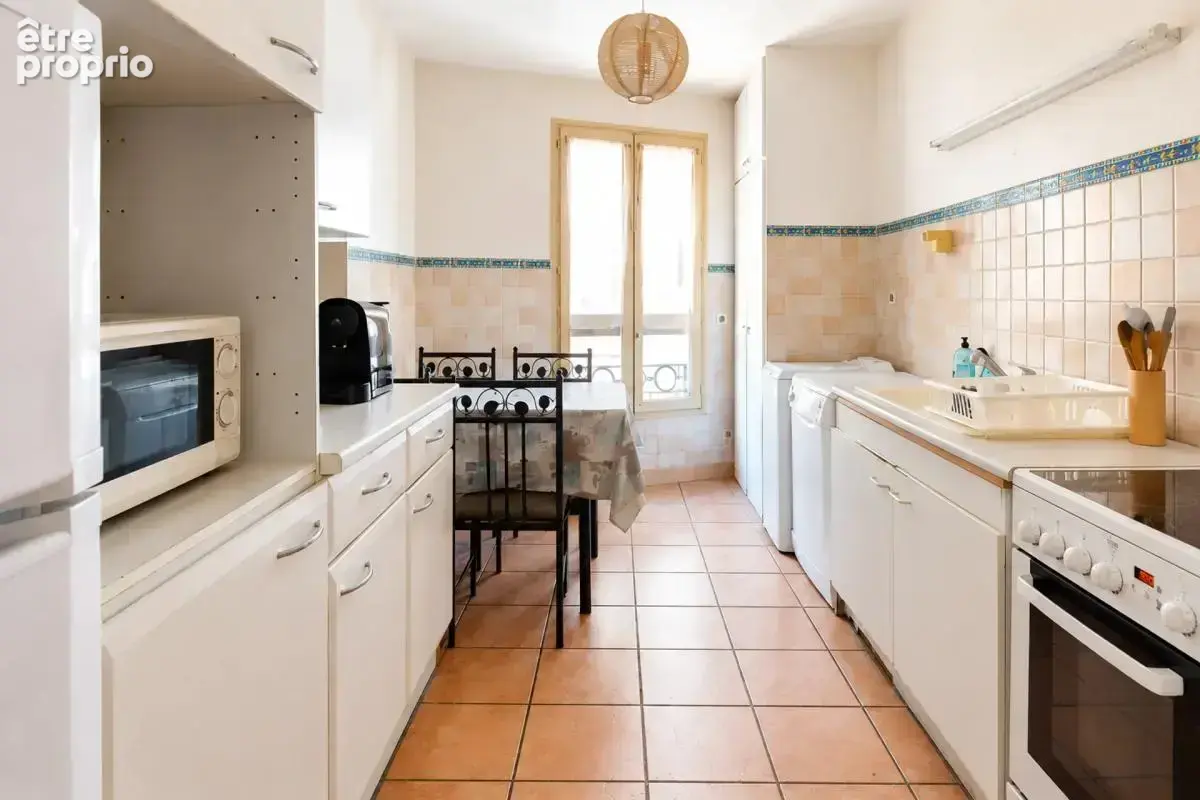 Mâcon - Vieux Saint-Vincent - Appartement de caractère - 102 m² - photo 3