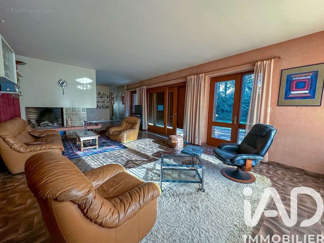 Photo 7 - Maison à LE MALZIEU-VILLE