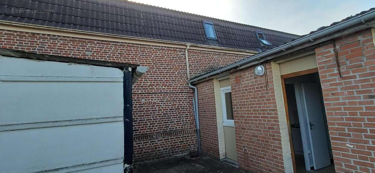 WAZIERS  654 rue Faidherbe - photo 2
