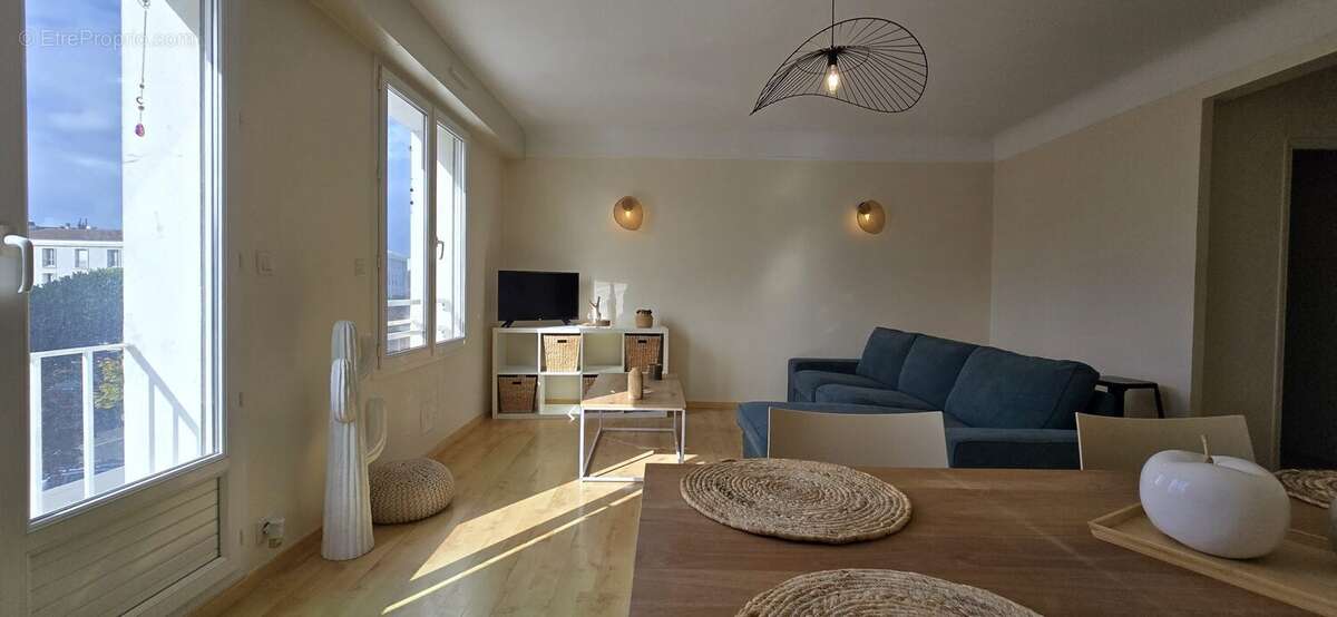 Appartement 85 m² à Royan  - photo 2
