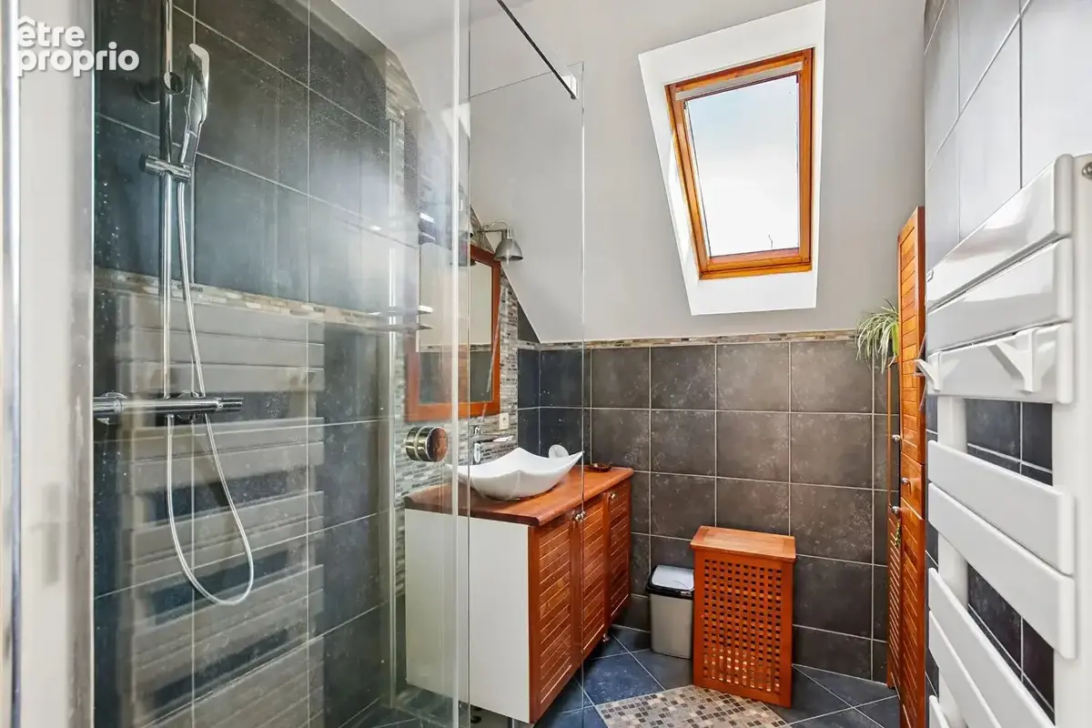 Exclusivite chatou - maison contemporaine de 190  m² - terrain 706 m² - sous-sol - au calme- lumineux - sans vis a vis - photo 16