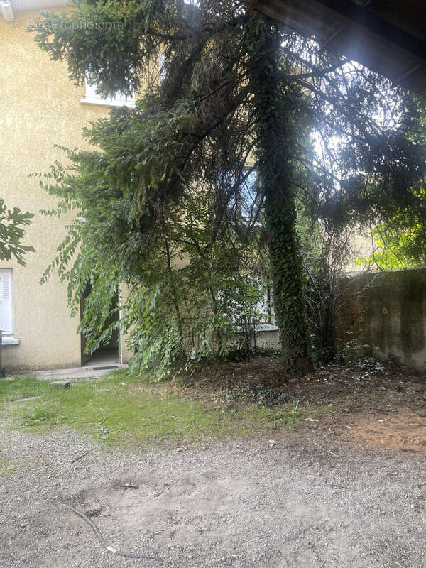 Maison à LE PEAGE-DE-ROUSSILLON